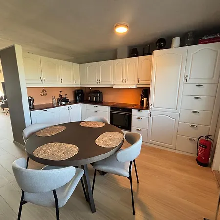 Apartmán Spacious And Quiet In A Great Location