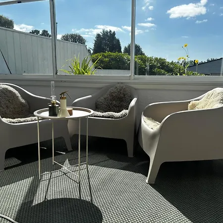 Spacious And Quiet In A Great Location Apartmán